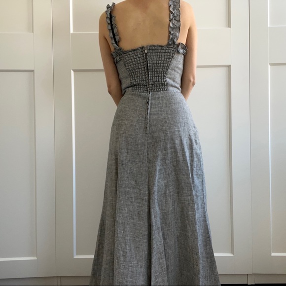 Reformation linen ruffle maxi dress with slit size 0 - Picture 4 of 6